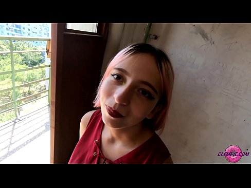 ❤️ دانش آموز حسی یک غریبه را در بیرون می مکد - تقدیر روی صورتش ❤ پورنو خانگی در ما ❌️